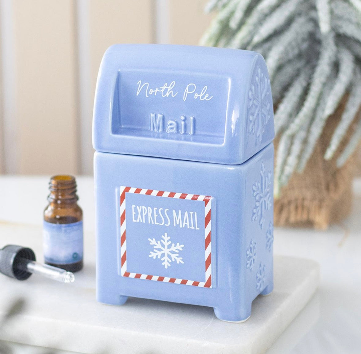 North Pole Postbox Wax Burner